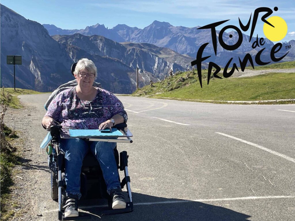 Pyreneeën vrouw in rolstoel
